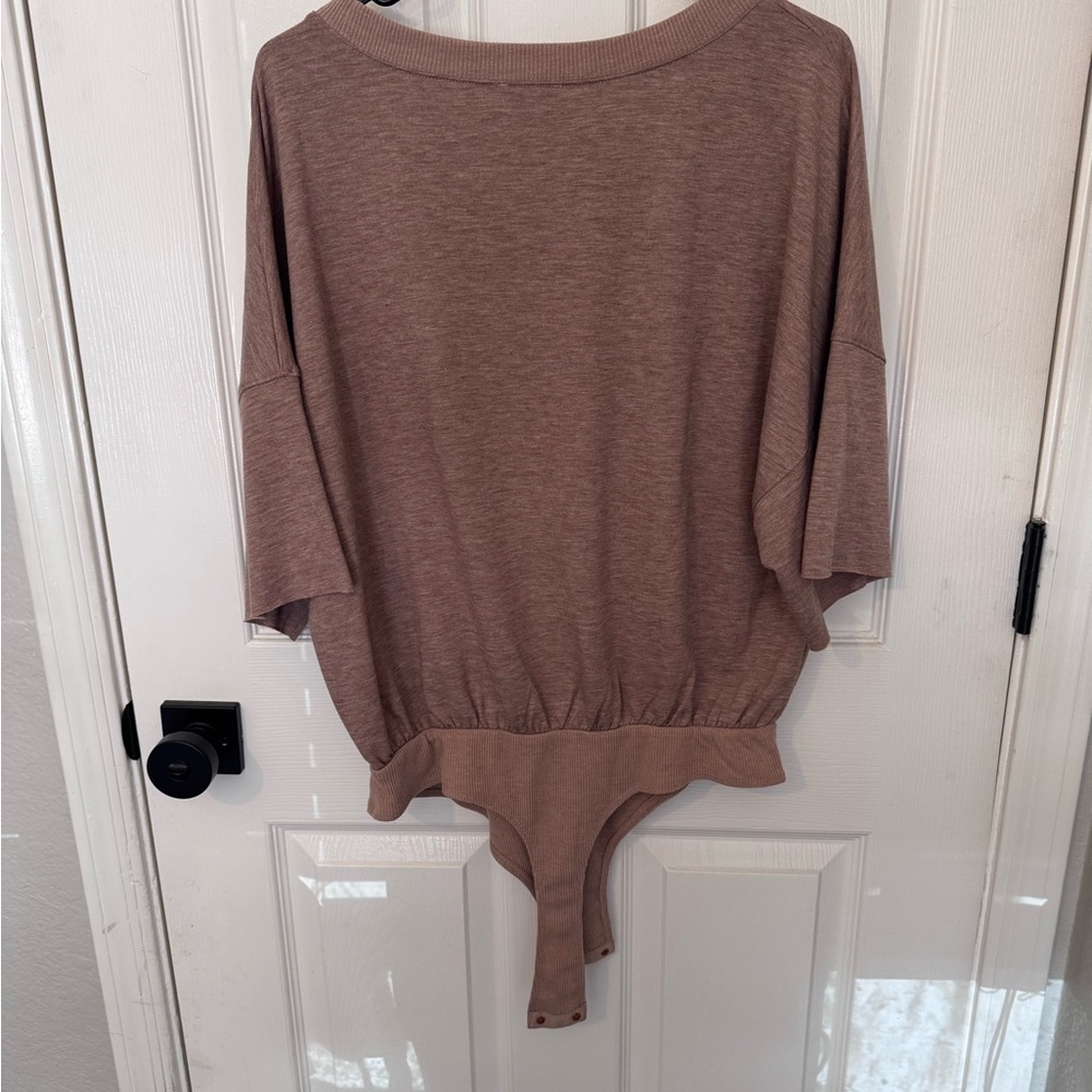 Pink Lily T-shirt Bodysuit NWOT - Picture 5 of 6